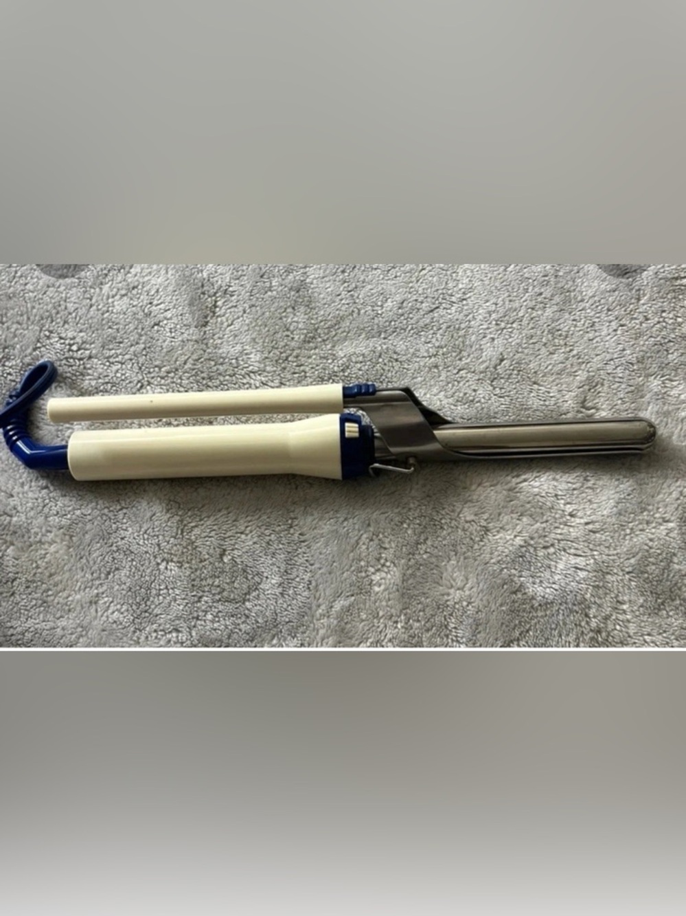 Vintage Redken M16 Professional Curling Iron in White/Blue thin rod with manual